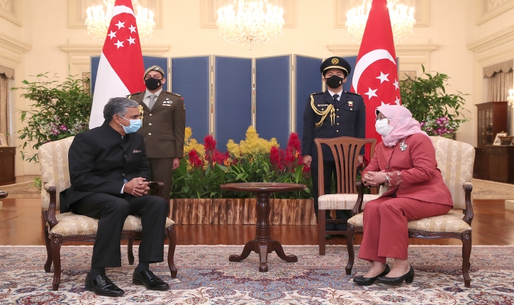  High Commissioner of India to Singapore Shri P.Kumaran presented his credentials to H.E.  President Halimah Yacob on August 25, 2020